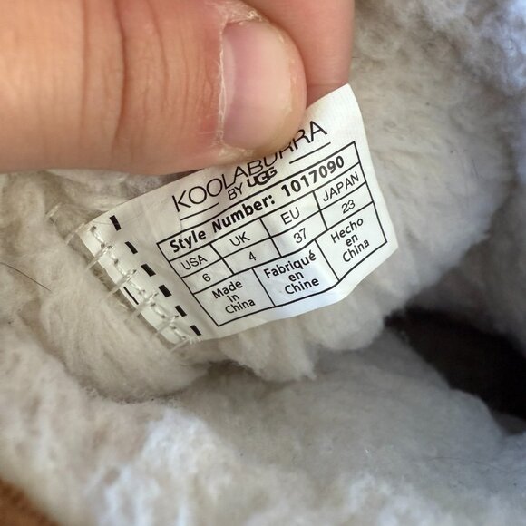 UGG Koolaburra Youth 6 Koola Short Boot Brown Suede Shearling Pull On Shoe STAIN - Picture 6 of 7